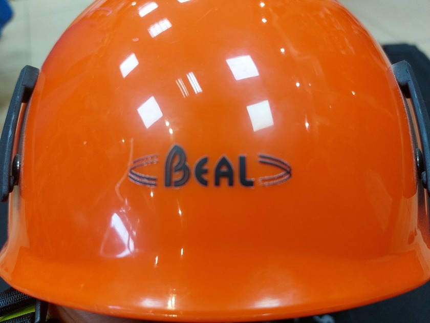Каска Beal Mercury Group