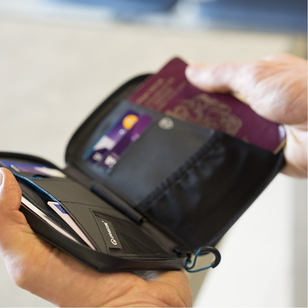 Гаманець Lifeventure RFID Mini Travel Wallet