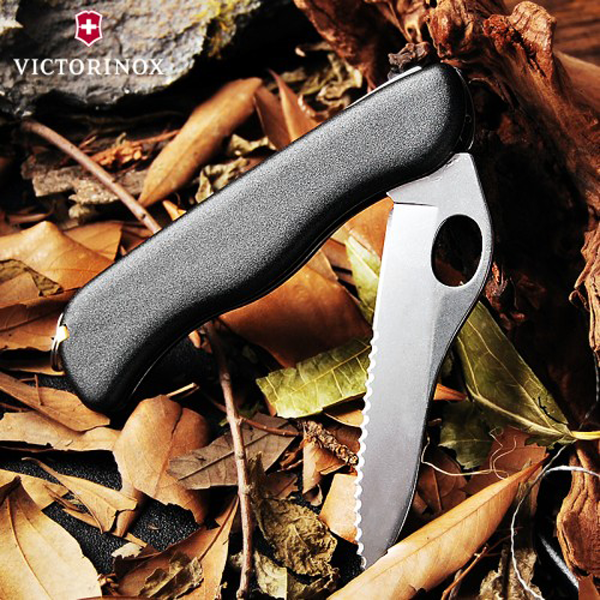 Складной нож Victorinox Sentinel One-Hand